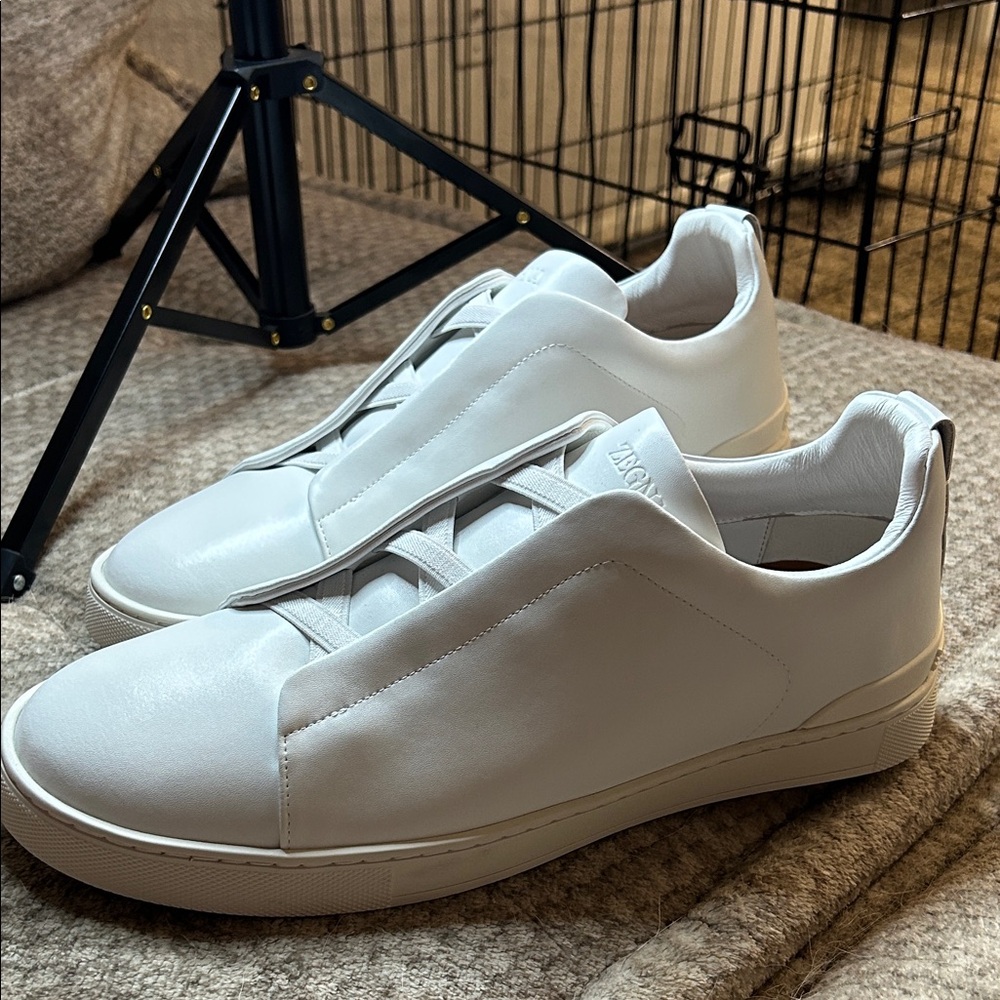 Men's White Leather Sneakers